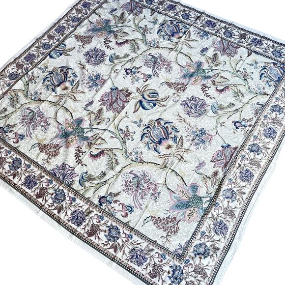 Vintage Cotton Tablecloth Jacobean flowers motif blue sage & white square cloth - Picture 10 of 10